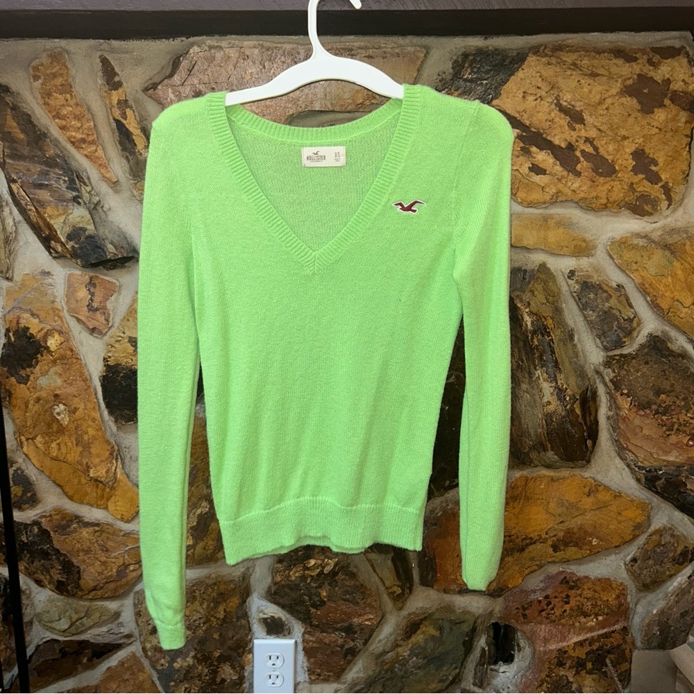Hollister lime green light sweater sz XS